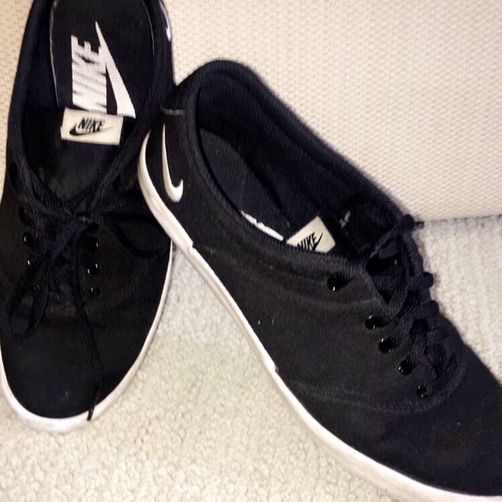 Black and white NIKE sneakers